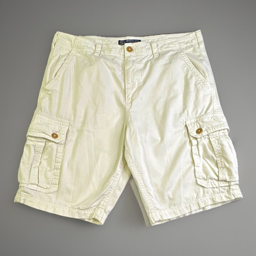 American Eagle Men’s Cargo Shorts Size 38 Longer Length Ivory White 100% Cotton